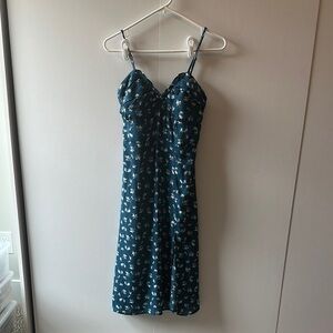 Blue and White Sleeveless Midi Sundress for Wedding Guest